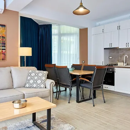 Lawyer's Alz Appartement *