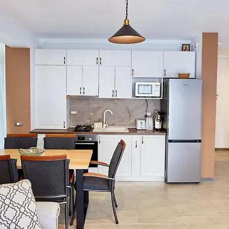 Lawyer's Alz Apartment